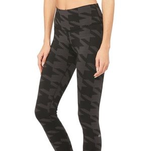 ALO YOGA- HIGH-WAIST AIRBRUSH LEGGINGS- Brand New